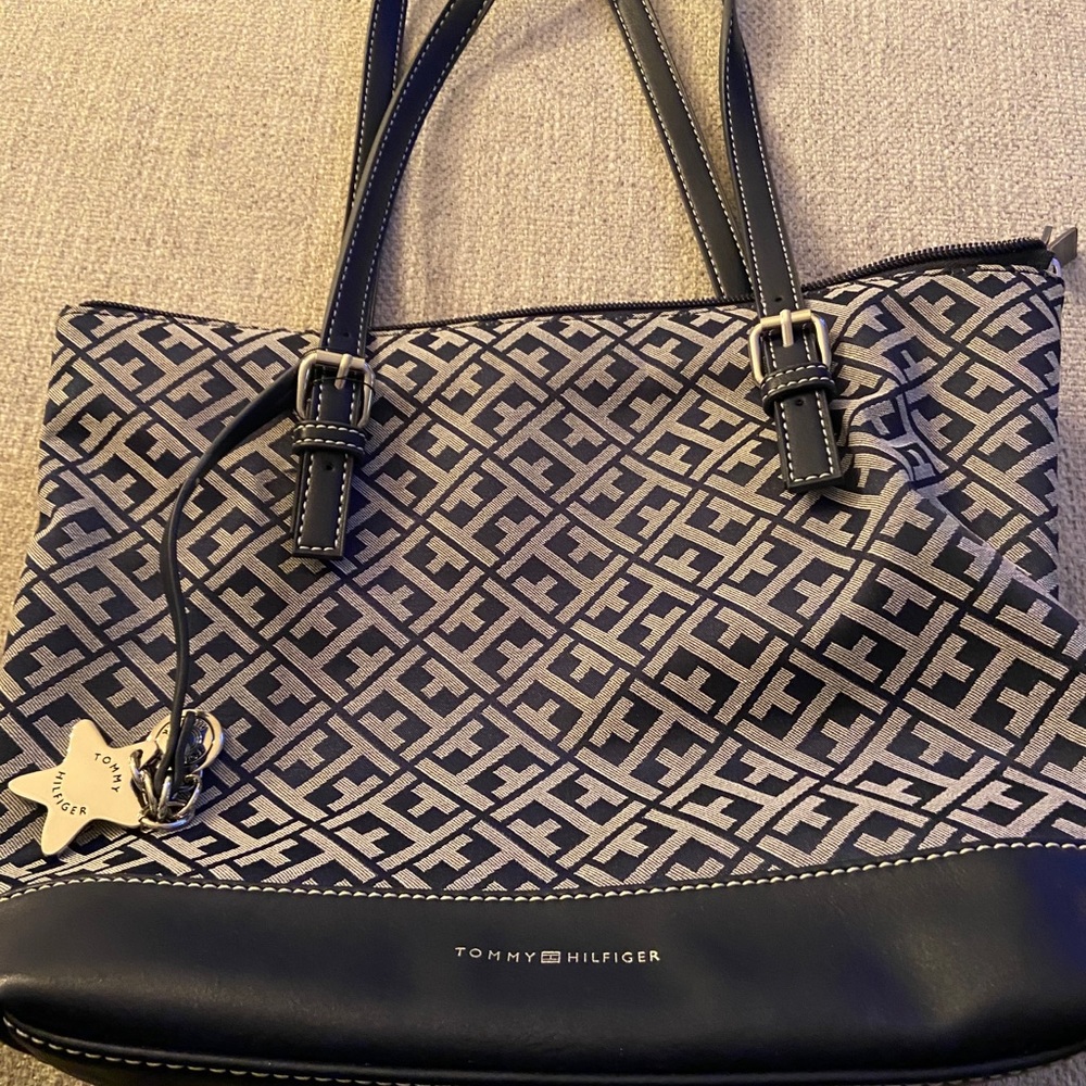 Tommy Hilfiger